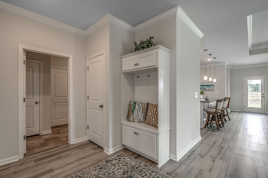 Bench and Cubbies | Gwinnett Plan