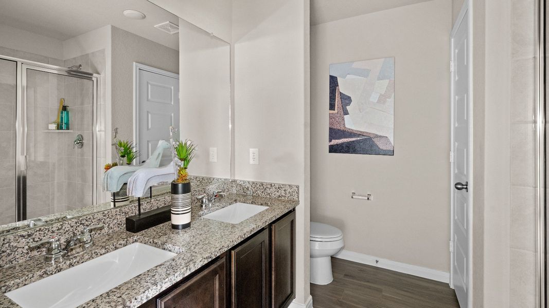 Hickory Ridge Model Home Primary Bathroom