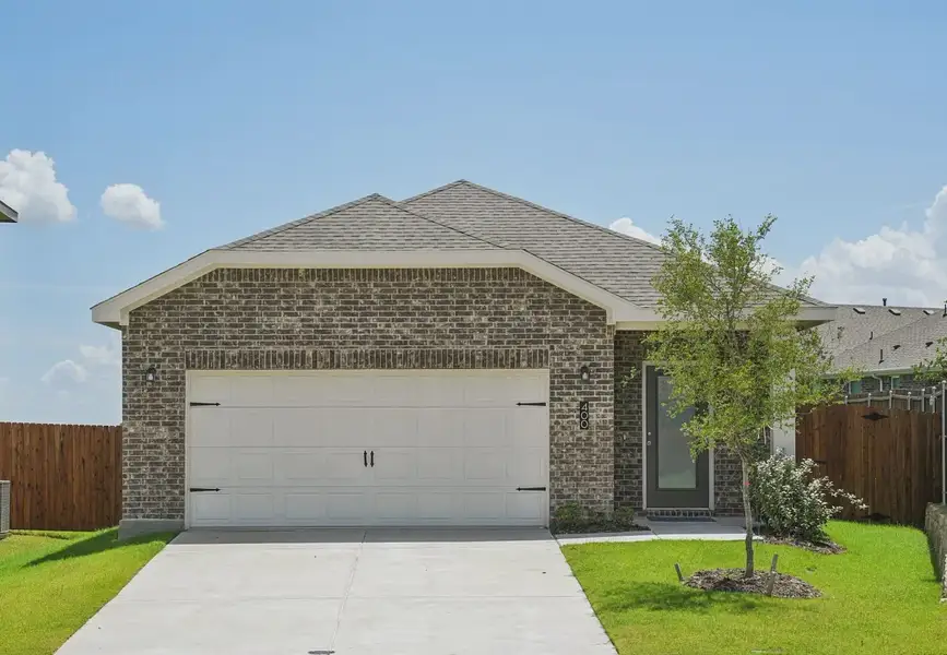 Front exterior of a home in the Coyote Meadows community, located in Anna, TX (Image 5).