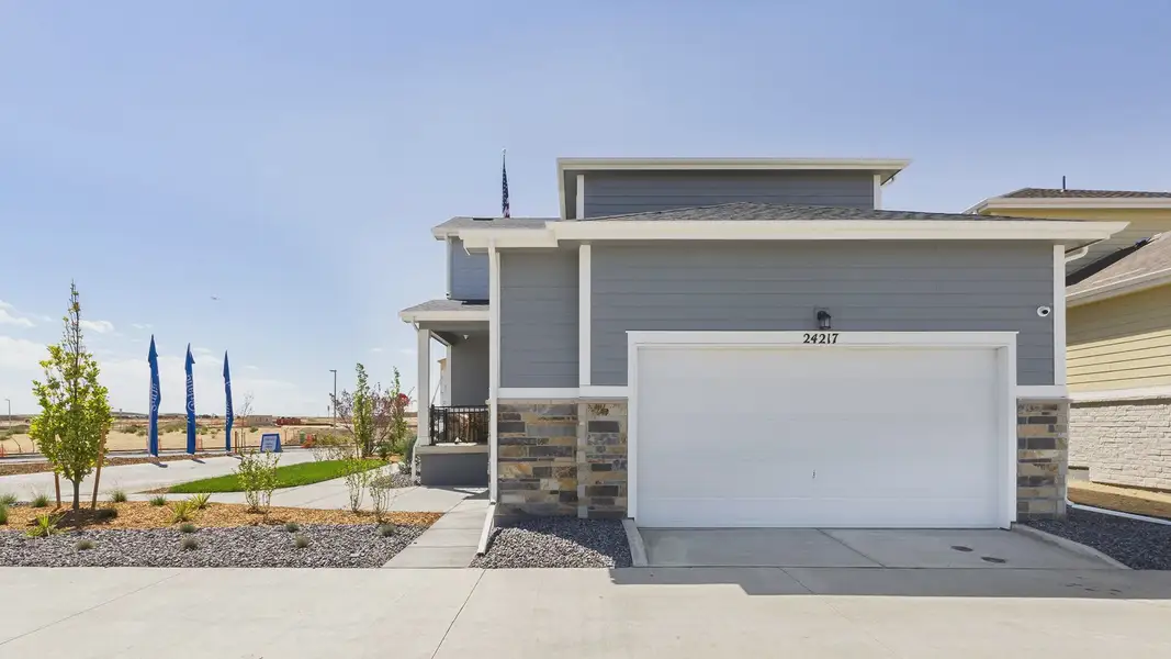 Exterior details of a home in Windler Single Family Homes, Aurora (Image 1).