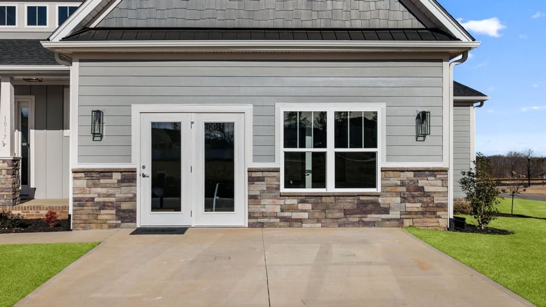 Exterior details of a home in Alder Pond, Campobello (Image 3).