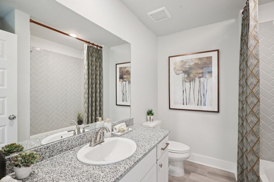 Cay Landing Model - Nimitz - Secondary Bathroom