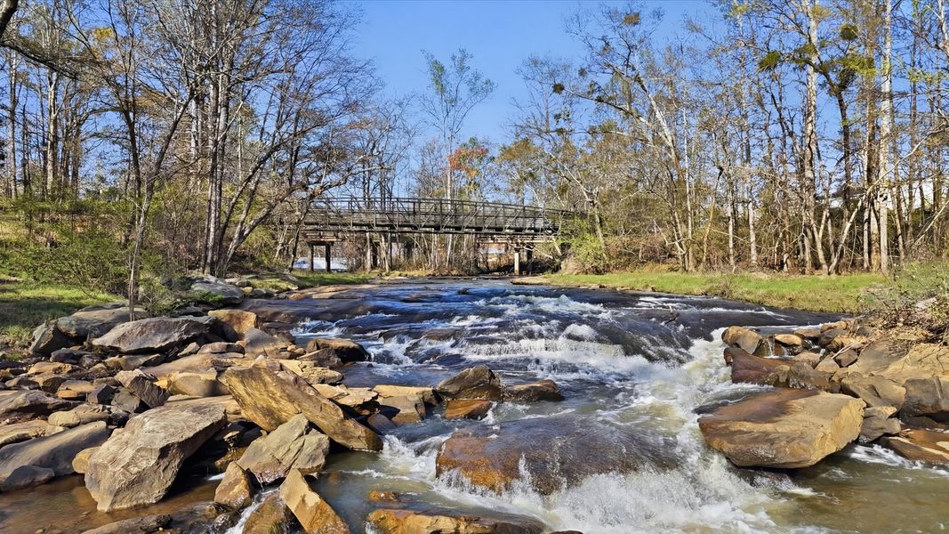 Natural surroundings and green spaces near Aspen Ridge in Lyman, SC (Image 27). Natural surroundings and green spaces near Aspen Ridge in Lyman, SC (Image 27).