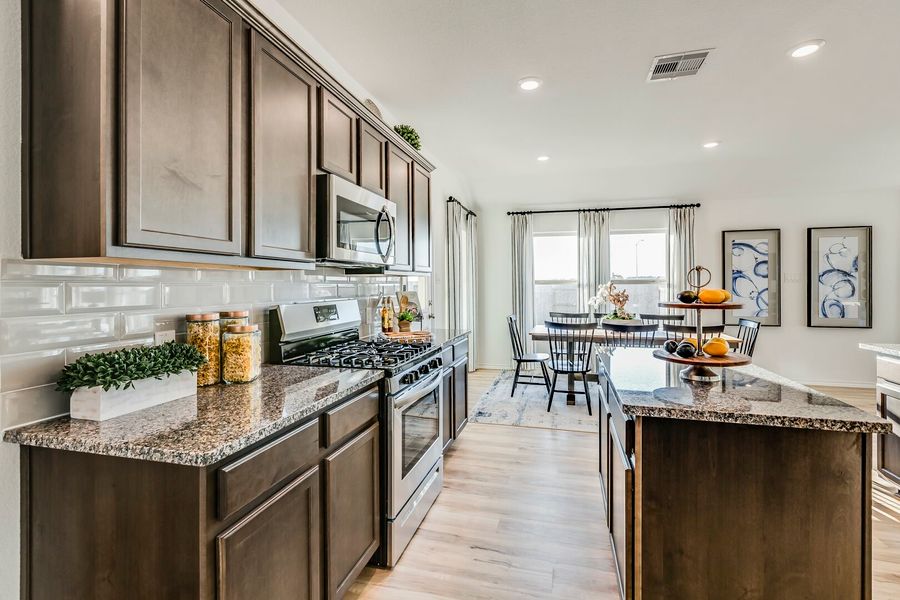 Image 9 of the Winward: Wildflower Collection community in Katy, TX.