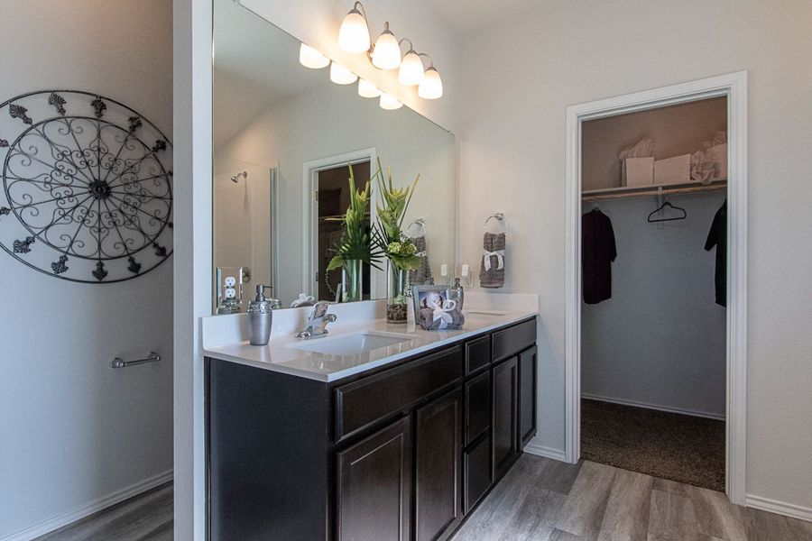 Furnished interior in a model home at Creekside Hills in Copperas Cove (Image 10).