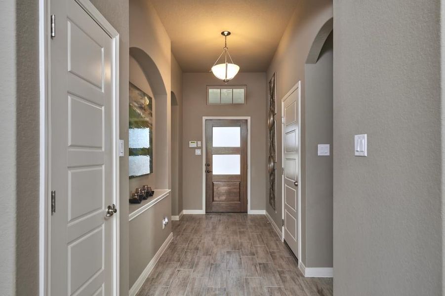 Highland Grove Model Home Entry Hallway