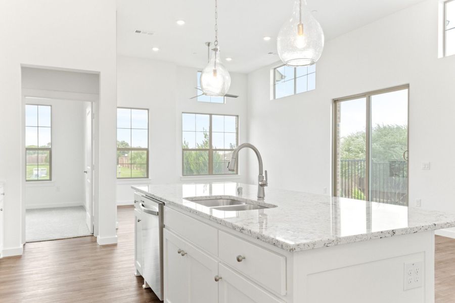 Mira Lagos Villas,75054