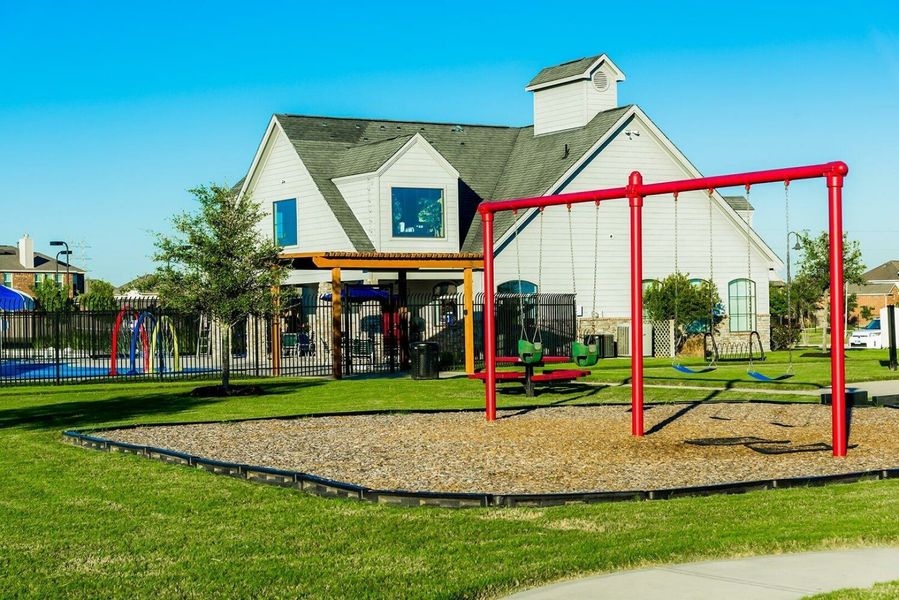 Image 5 of the Sterling Lakes community in Arcola, TX.