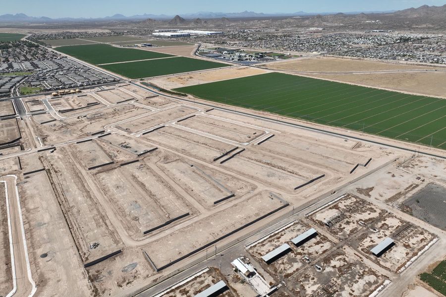Site preparation and early development at Tyler Ranch in Buckeye, AZ (Image 34).