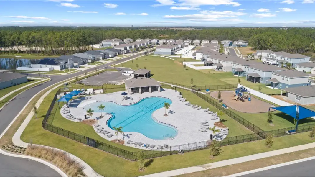 Community amenity available to residents of Astonia: Chateau at Astonia in Davenport (Image 2). Community amenity available to residents of Astonia: Chateau at Astonia in Davenport (Image 2).