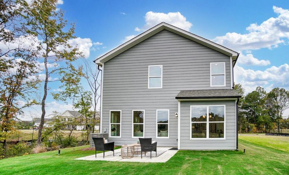 Exterior details of a home in Villas at Dawsonville, Dawsonville (Image 4).