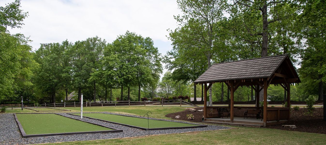 Community amenity available to residents of East Harbor II at Chestatee in Dawsonville (Image 14).
