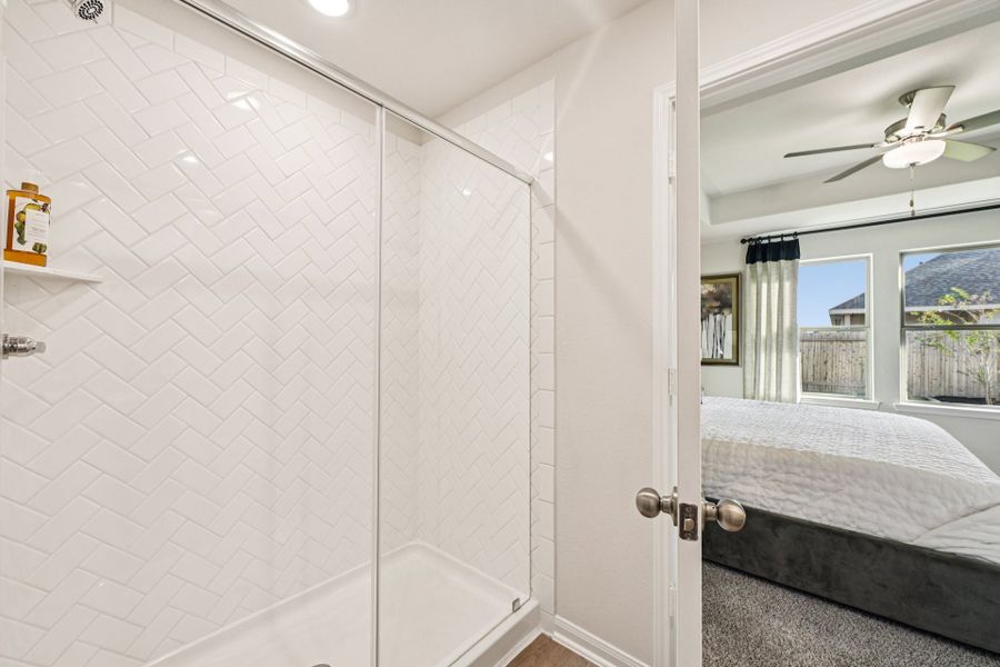 The Landing Model Home - Telluride - Primary Bathroom
