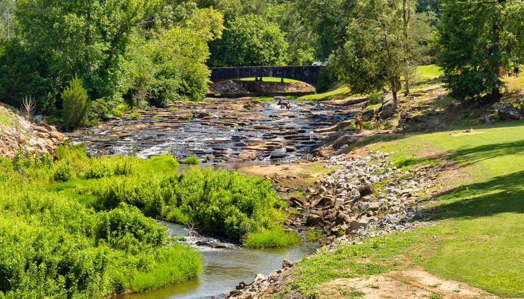 Natural surroundings and green spaces near Garden Walk in Jackson, GA (Image 32). Natural surroundings and green spaces near Garden Walk in Jackson, GA (Image 32).