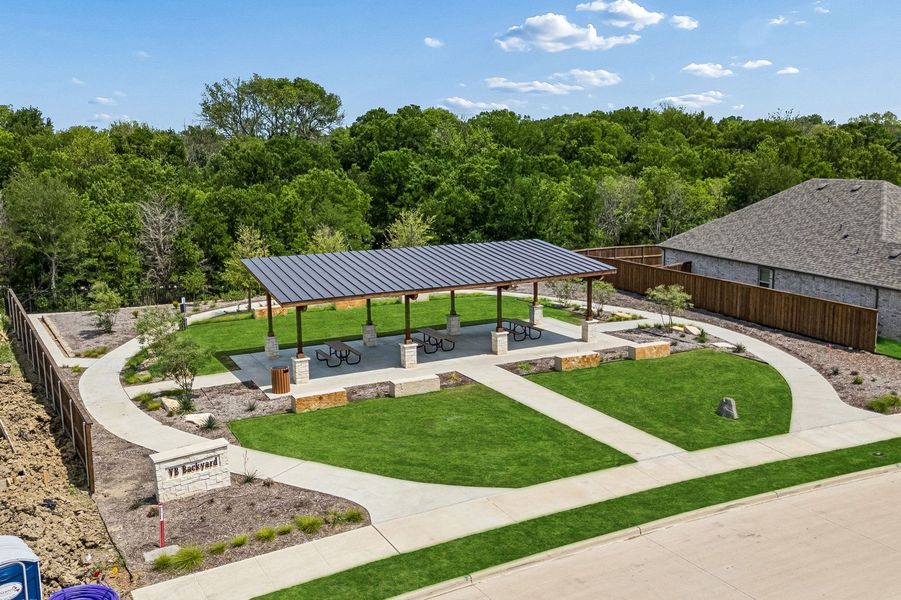 Front exterior of a home in the ValleyBrooke community, located in Mesquite, TX (Image 40).