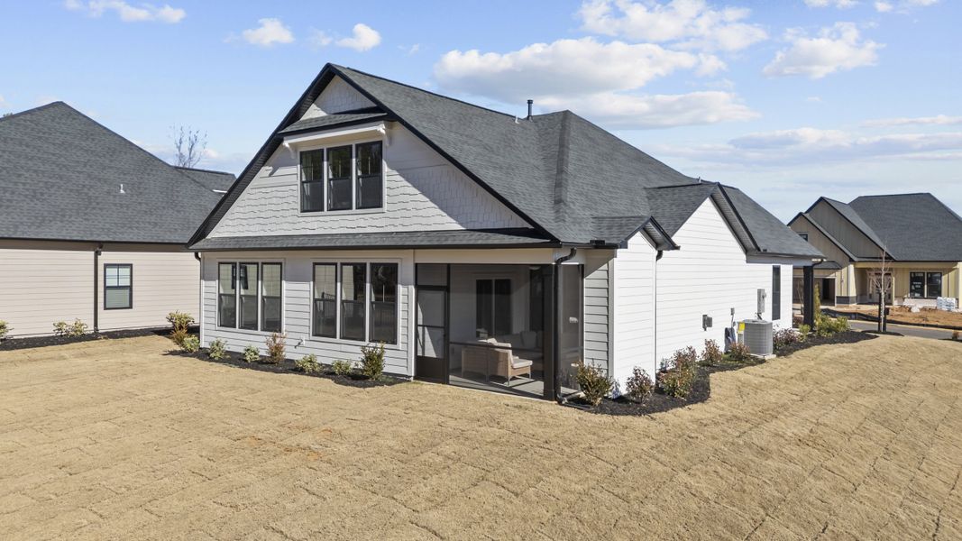 Baymore II Back Exterior