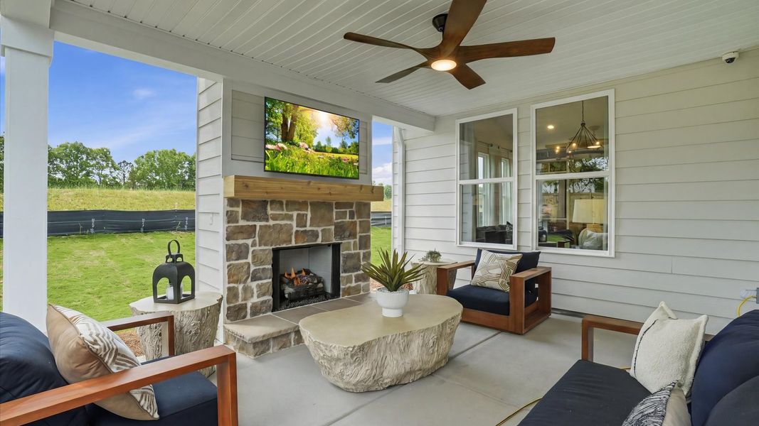 Exterior details of a home in Northcroft, Loganville (Image 5).