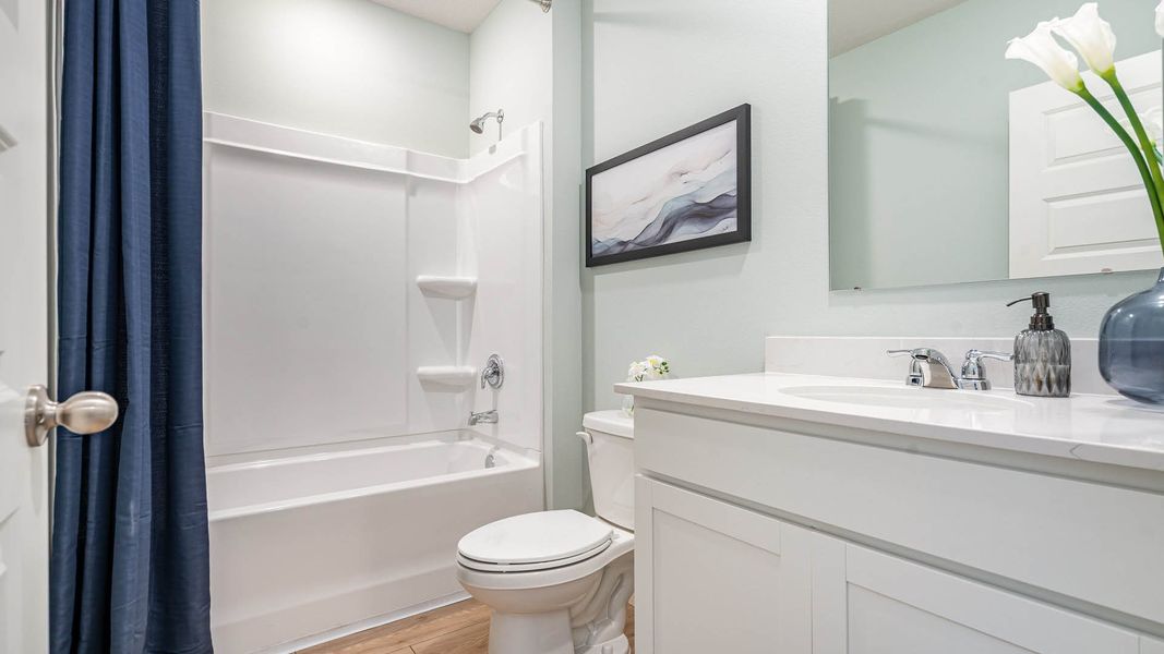Furnished interior in a model home at Okeechobee Spot Lots in Okeechobee (Image 13).