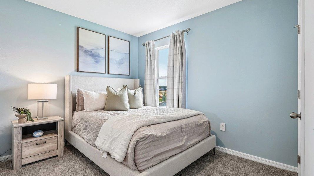 Furnished interior in a model home at Wynnstone in Davenport (Image 36).