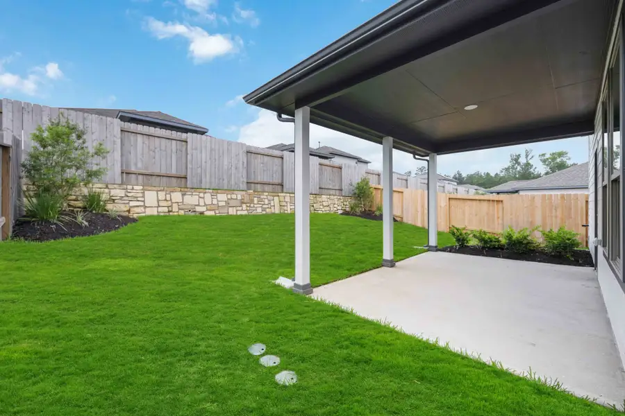 Exterior details of a home in Magnolia Springs, Montgomery (Image 6). Exterior details of a home in Magnolia Springs, Montgomery (Image 6).