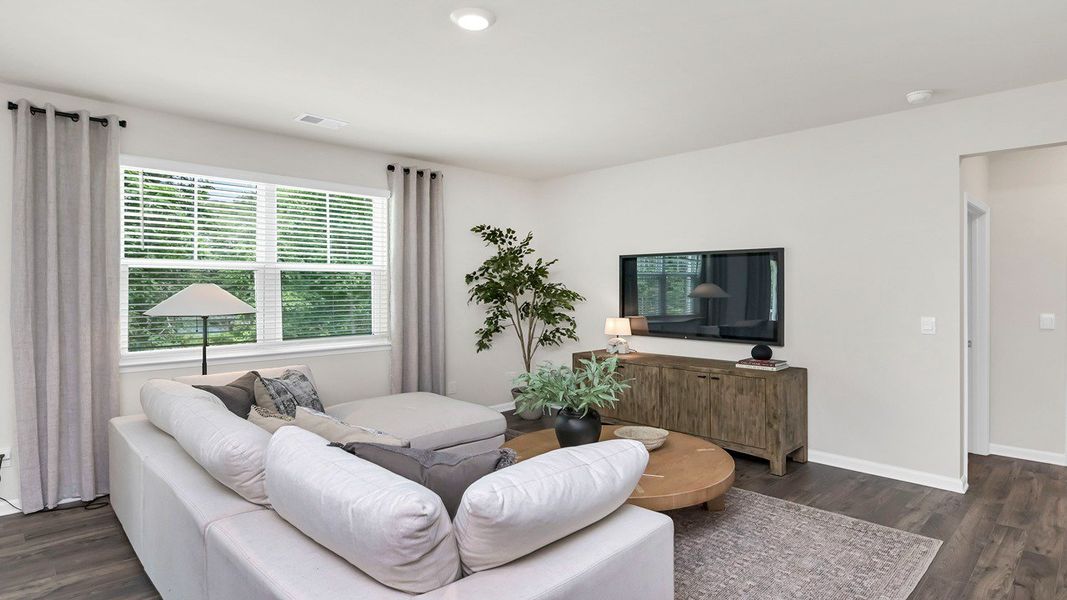 Furnished interior in a model home at Leatherstone in Blythewood (Image 15).