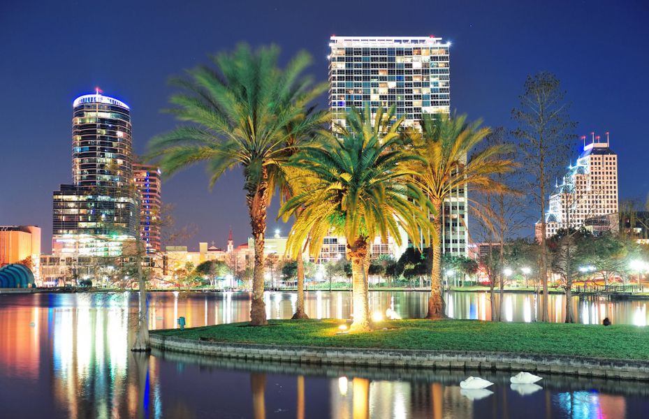 Downtown Orlando Awaits Downtown Orlando Awaits