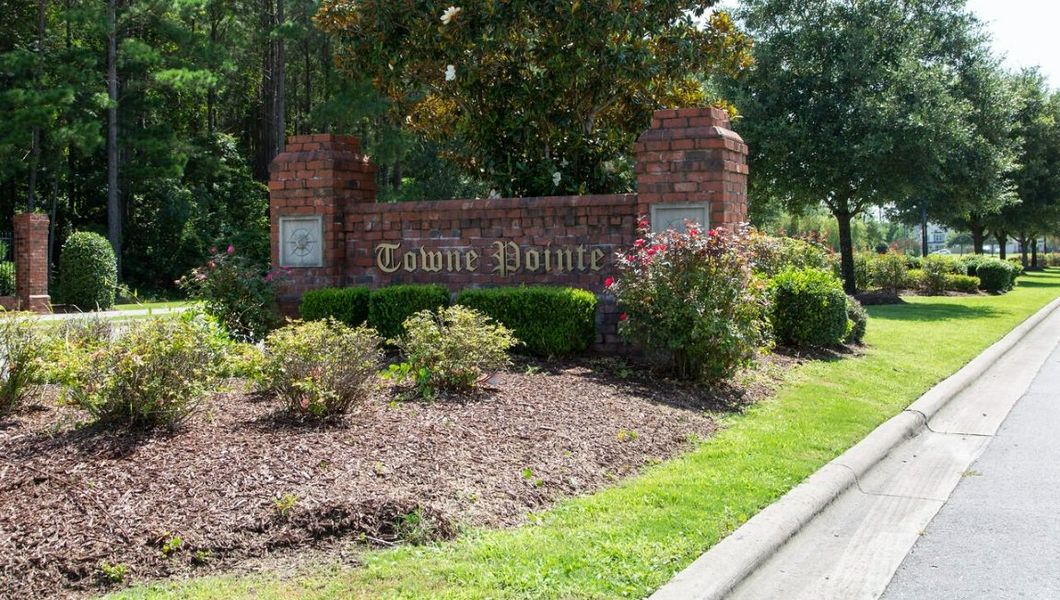 Image 11 of the Patriot Pointe at Towne Pointe community in Jacksonville, NC. Image 11 of the Patriot Pointe at Towne Pointe community in Jacksonville, NC.