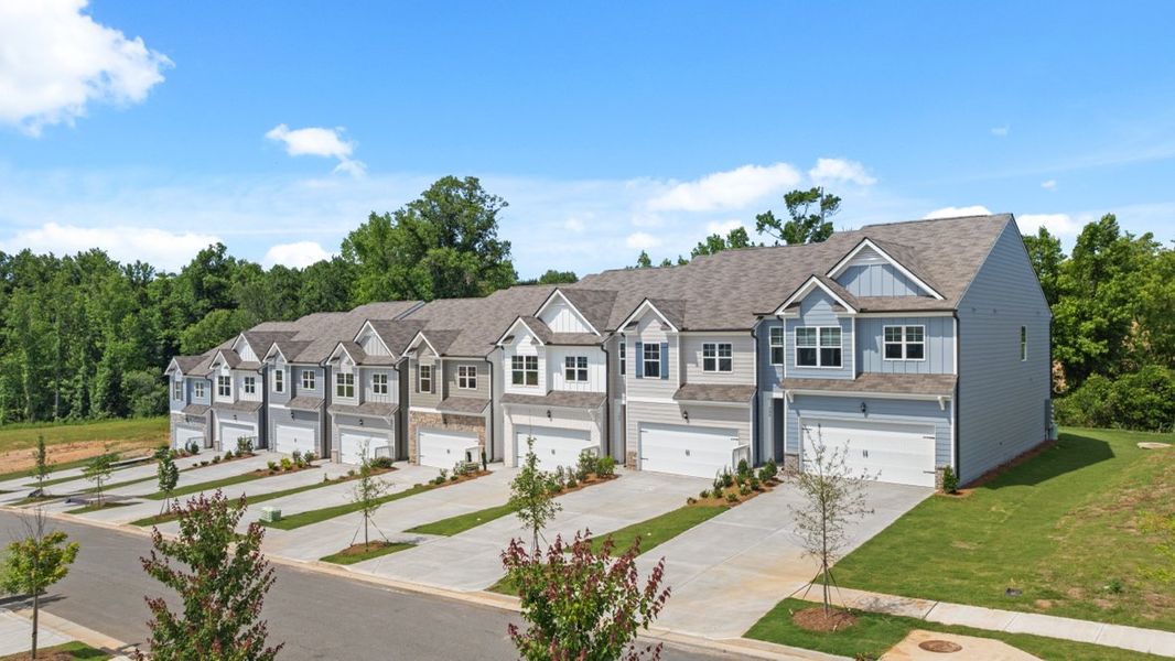 Front exterior of a home in the Rolling Meadows community, located in Jasper, GA (Image 6). Front exterior of a home in the Rolling Meadows community, located in Jasper, GA (Image 6).