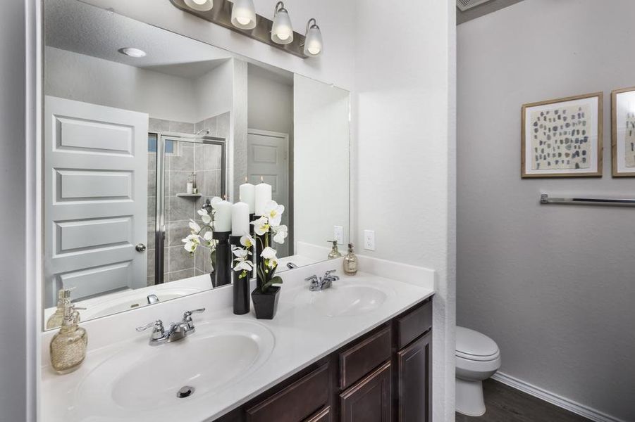 Dauer Ranch Model Home Primary Bath