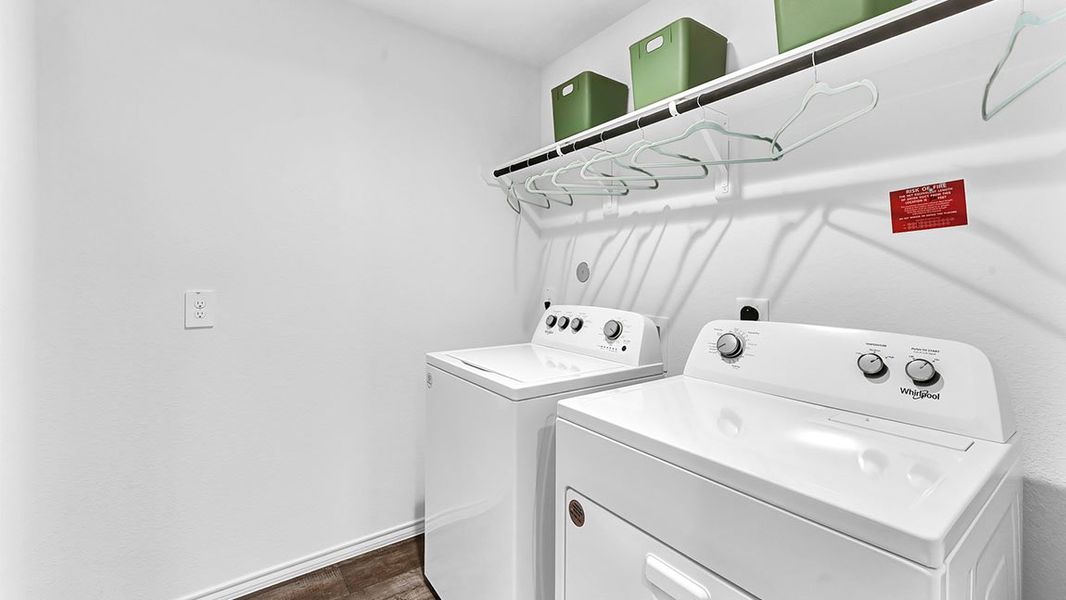 Furnished interior in a model home at Blue Heron Estates in Beasley (Image 15).