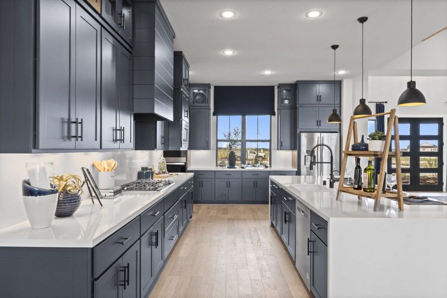 Furnished interior in a model home at Lakeview 100’s in Waller (Image 26).
