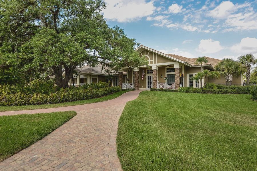 Community amenity available to residents of Verandah in Fort Myers (Image 2).