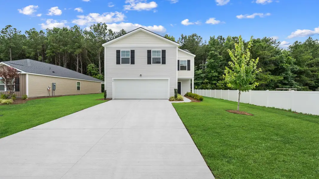 Front exterior of a home in the Rice Hope community, located in Port Wentworth, GA (Image 25).