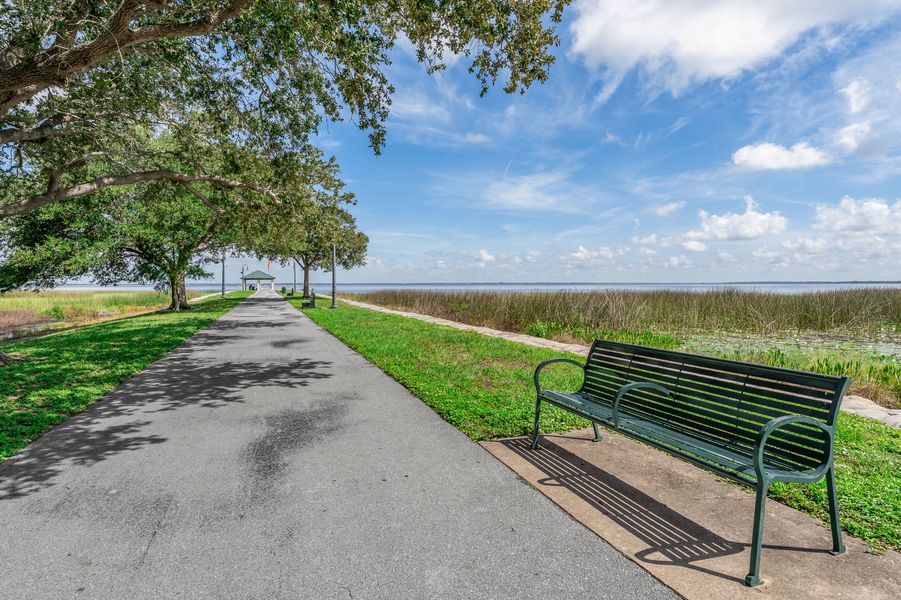 Lakefront Walking Trails