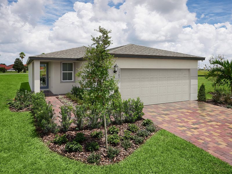 Image 12 of the Tuscan Meadows community in Davenport, FL.