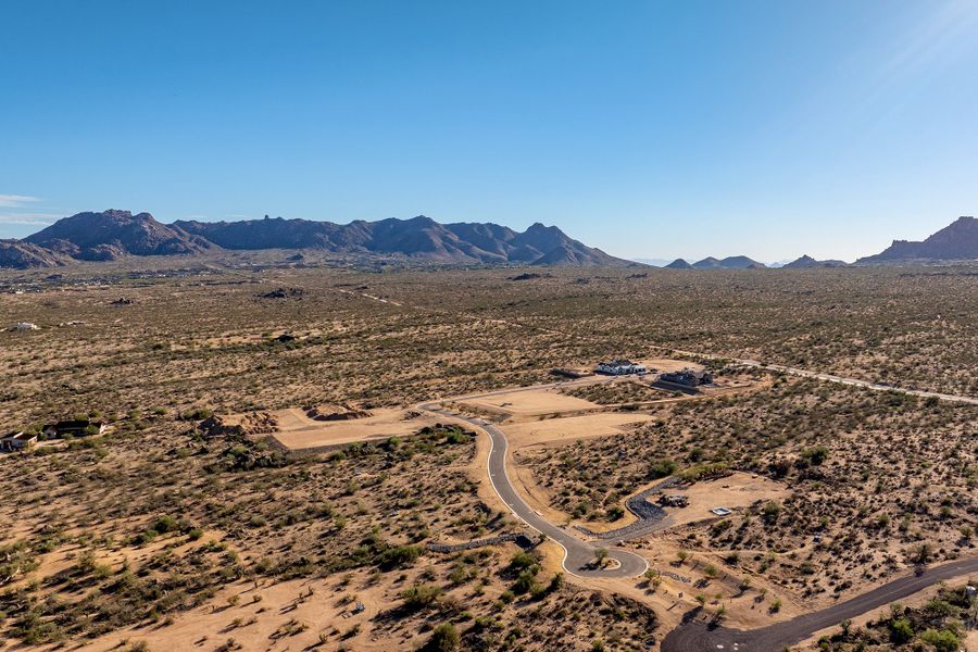 Natural surroundings and green spaces near Preserve Ranch in Scottsdale, AZ (Image 11).