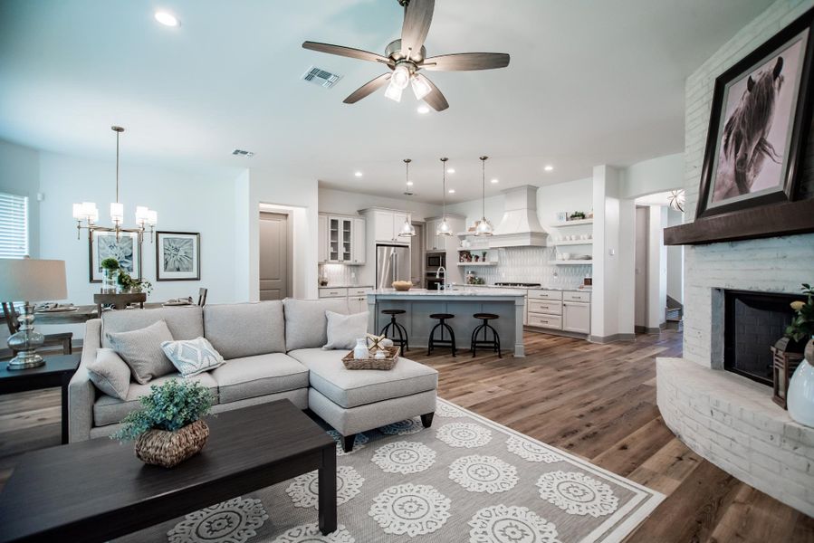Furnished interior in a model home at Escalera Ranch 1833 in Victoria (Image 4).