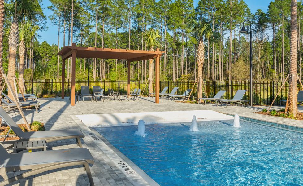 Community amenity available to residents of Middlebourne in St. Johns (Image 10).