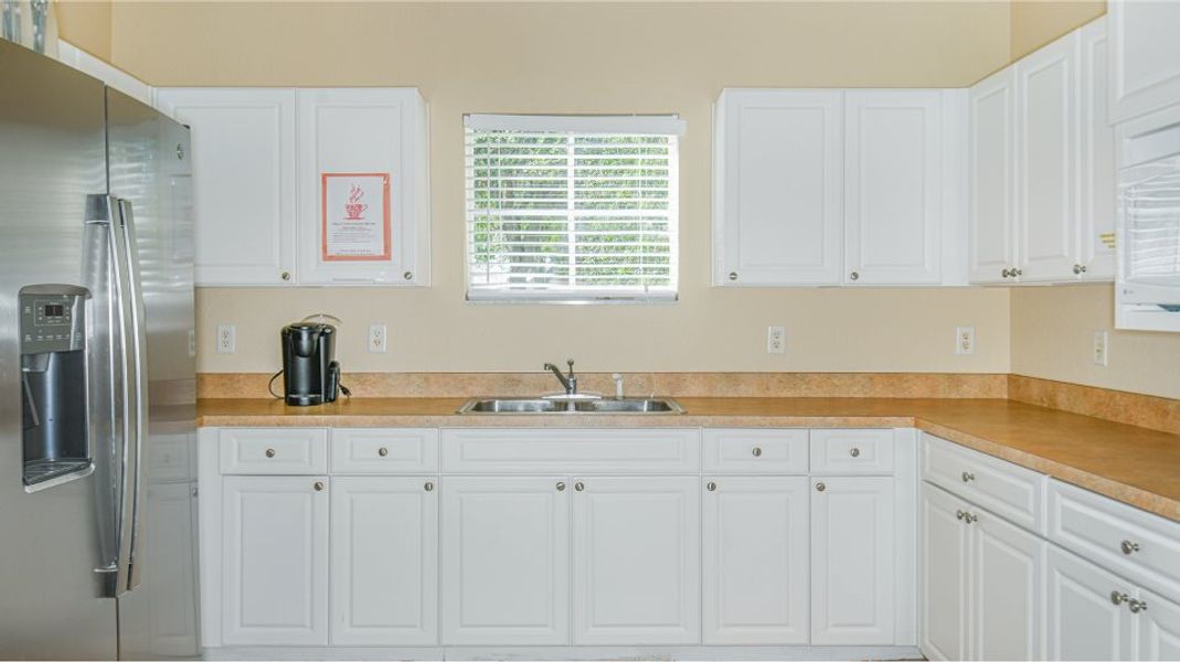 Isle of Avalon Clubhouse kitchen