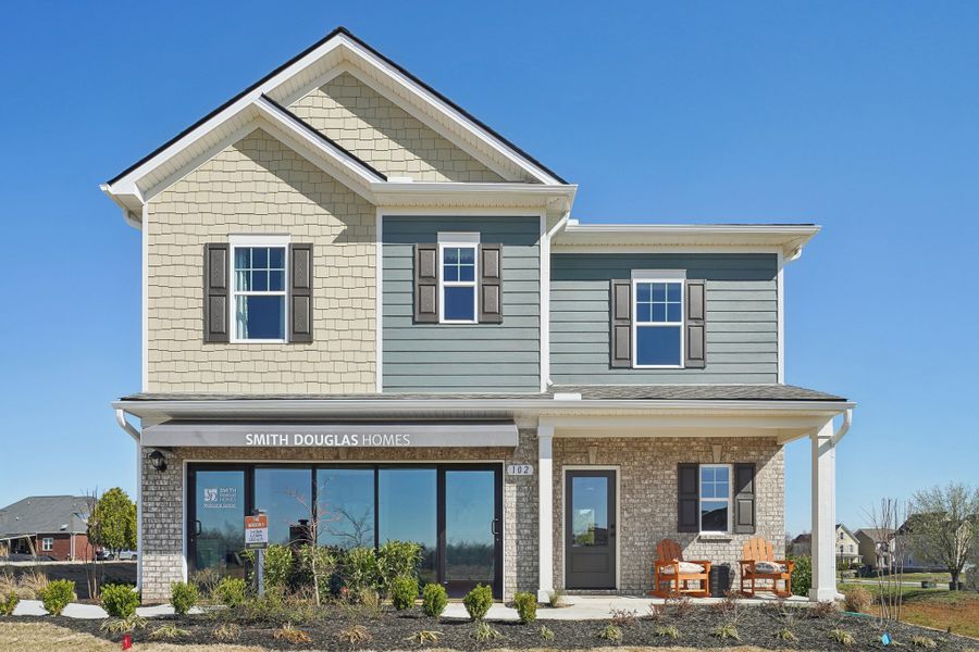 Front exterior of a home in the Ridgewood community, located in Shelbyville, TN (Image 14).