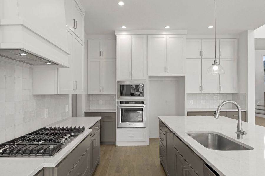 Furnished interior in a model home at Gideon Grove in Rockwall (Image 22). Furnished interior in a model home at Gideon Grove in Rockwall (Image 22).