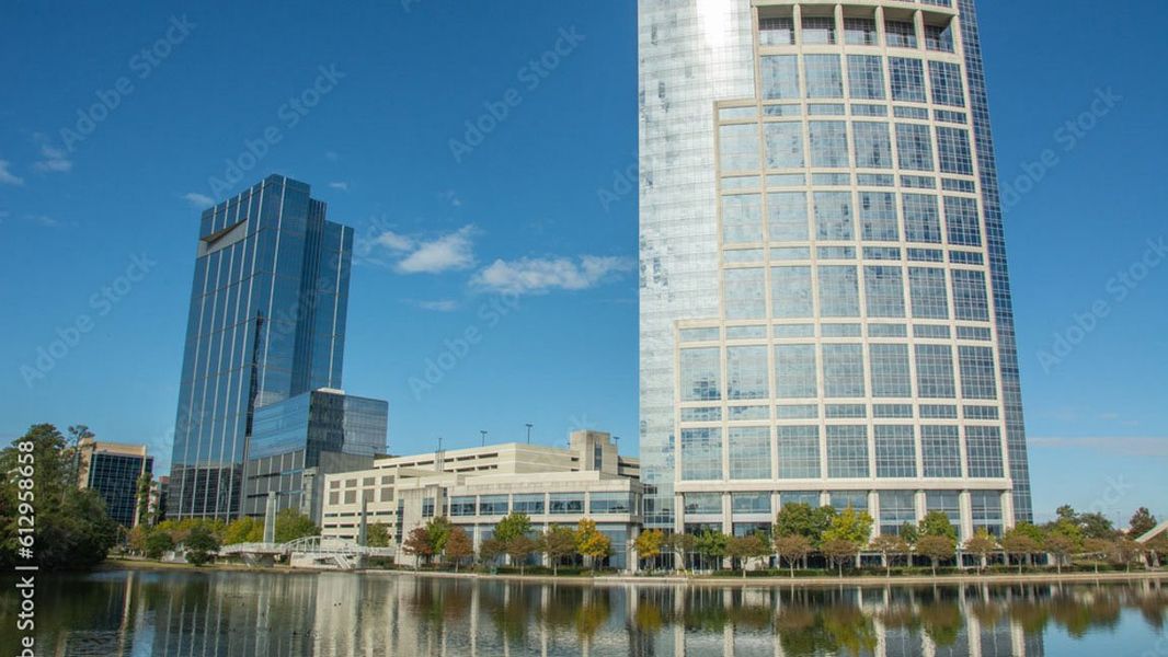 Condo located in Montgomery Ridge, Montgomery, highlighting architectural design (Image 1). Condo located in Montgomery Ridge, Montgomery, highlighting architectural design (Image 1).