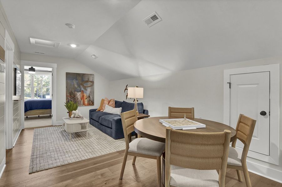 Jensen | Loft Jensen | Loft