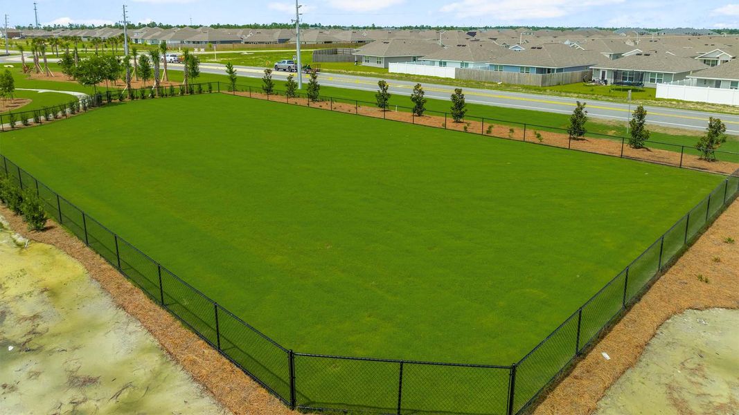 Community amenity available to residents of Titus Park in Panama City (Image 21).