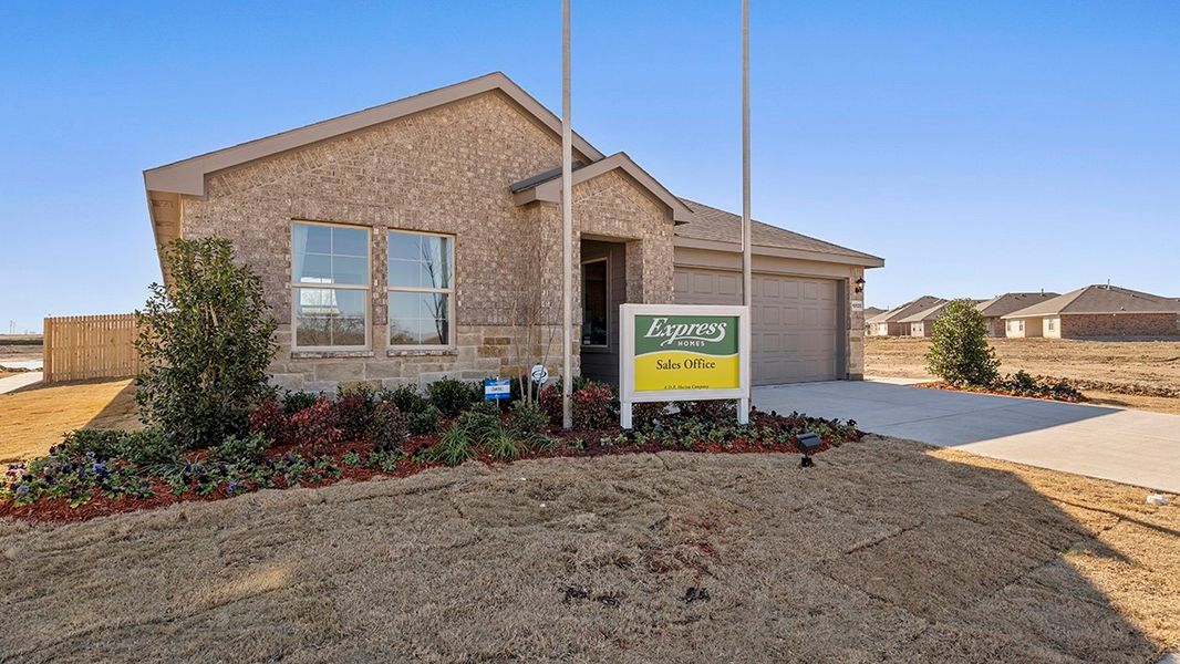 Image 35 of the Southfork Estates community in Crowley, TX.