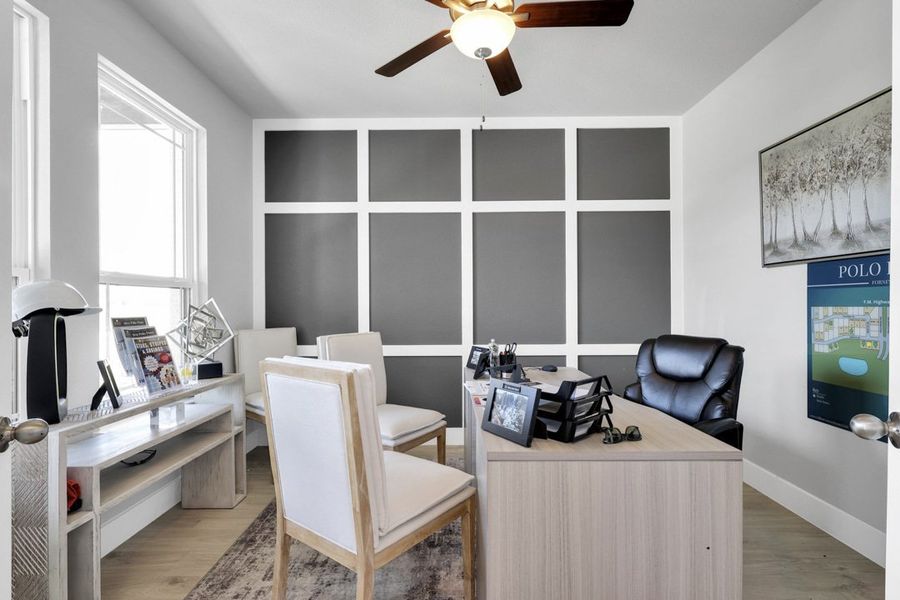Furnished interior in a model home at Polo Ridge in Forney (Image 27).