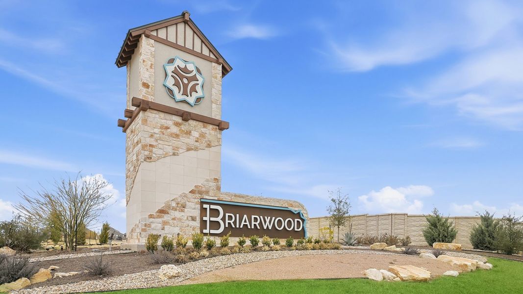 Entrance to the Briarwood community in Elgin, TX, featuring signage and landscaping (Image 6).