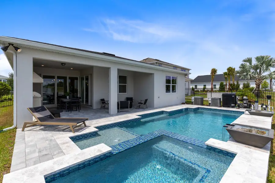 Explore our Coral Grand Model