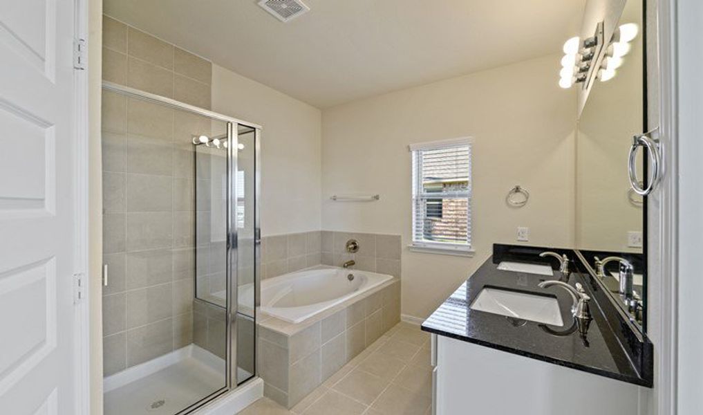 Image 13 of the Legends Bay community in Baytown, TX.