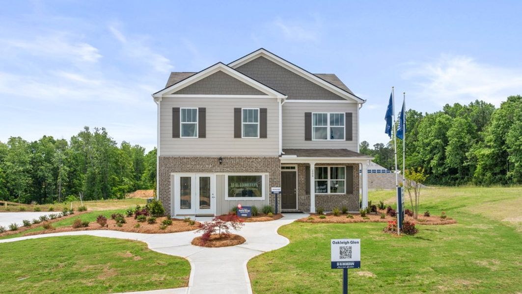 Front exterior of a home in the Oakleigh Glen community, located in Dallas, GA (Image 3).